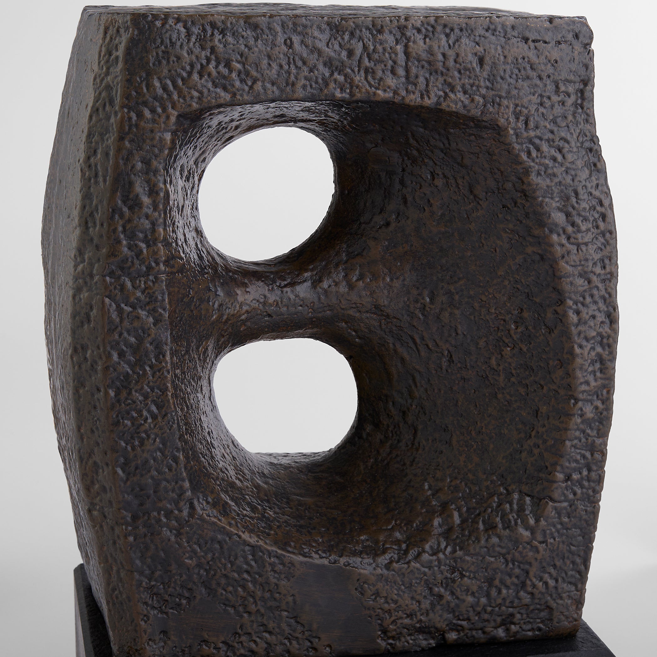 Brut Sculpture